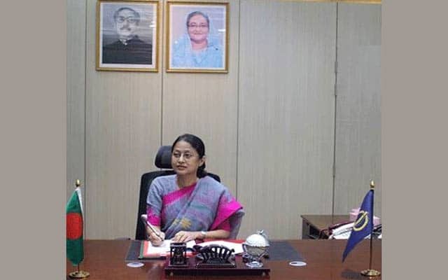 Finance Division gets first female secretary