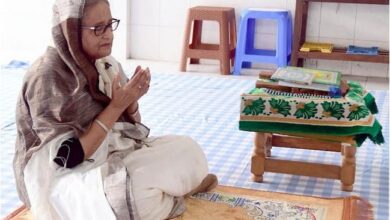 Photo of PM offers ziarat at two shrines in Sylhet