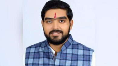 Photo of Police arrest BJP leader for derogatory tweets against Prophet Mohammad (PBUH)