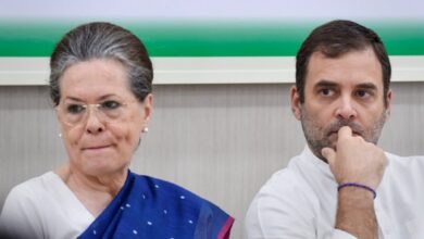 Photo of Indian opposition’s Gandhis summoned in money laundering probe