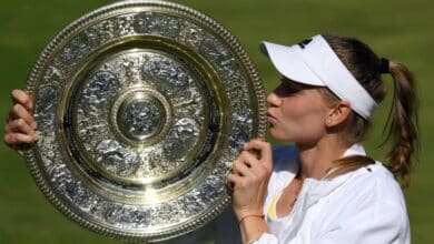 Photo of Rybakina battles back against Jabeur to win Wimbledon title