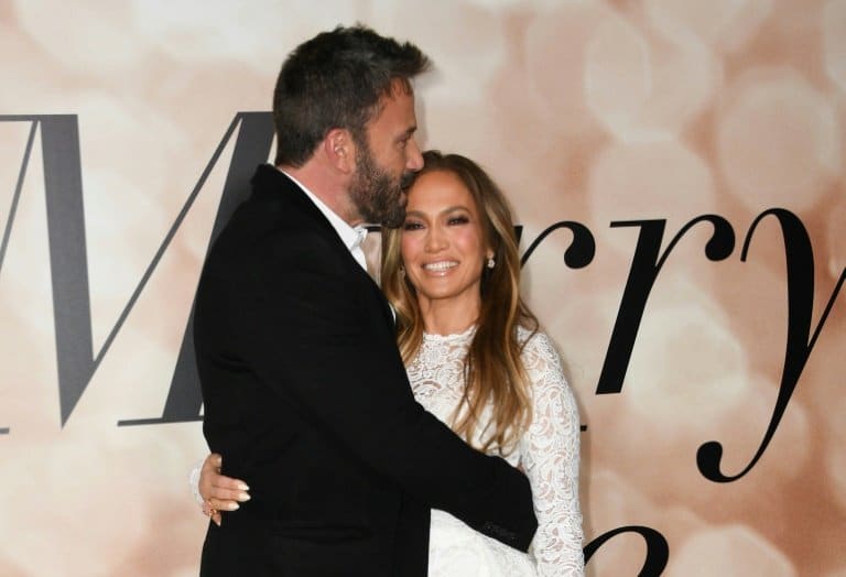 Jennifer Lopez and Ben Affleck tie the knot