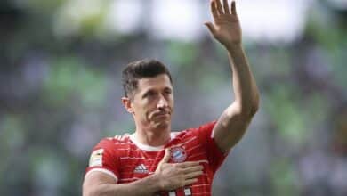 Photo of Lewandowski move to Barcelona confirmed