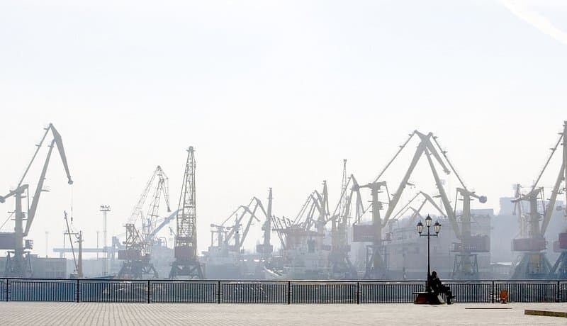 Russian strikes on Odessa port cast doubt over grain deal