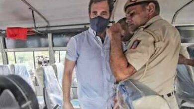 Photo of Rahul Gandhi detained during protest against Sonia Gandhi’s questioning