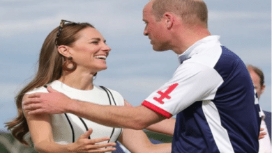 Photo of Kate Middleton and Prince William share rare PDA moment