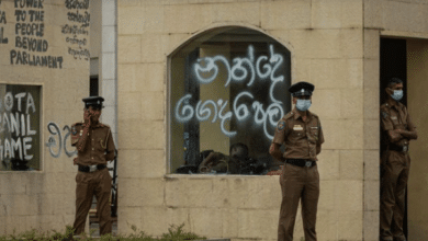 Photo of Sri Lankan forces raid anti-government protest camp