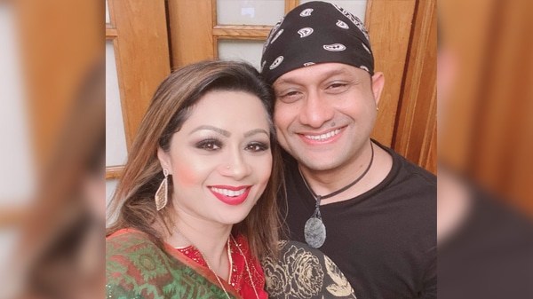 Singer SI Tutul ties the knot once again