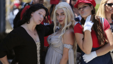 Photo of ‘Thrones’ and ‘Rings’ fans ready for battle as Comic-Con returns