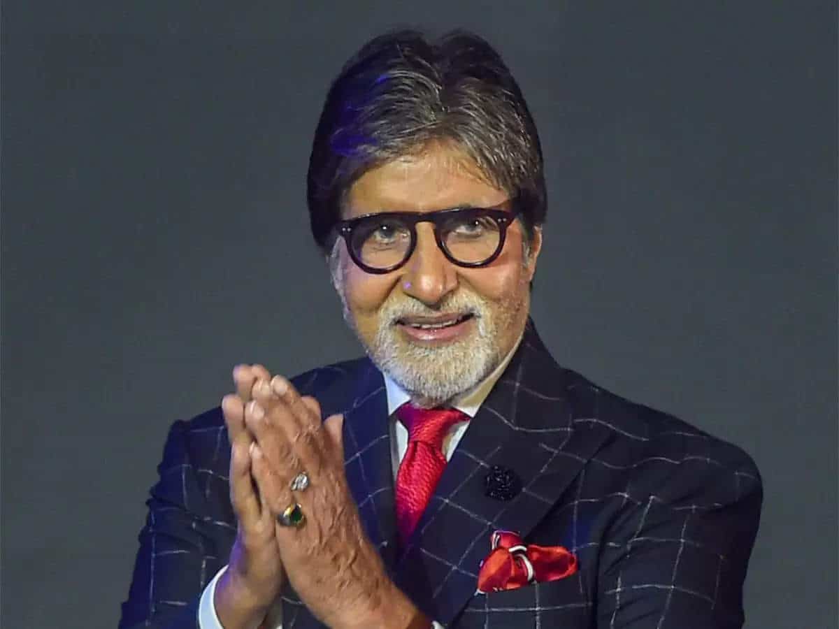 Amitabh Bachchan tongue-tied as 5-year-old asks him to sit at home instead of working at 80