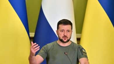 Photo of Zelensky’s challenges as his fate plays out on battlefield