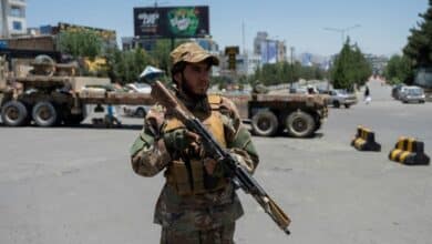 Photo of Afghan clerics vow loyalty to Taliban, but no word on girls’ schooling
