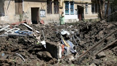 Photo of Russian shelling kills 6 in Donbas, EU defends sanctions on Moscow