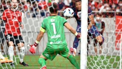 Photo of Mbappe scores as PSG cruise past Urawa in Japan