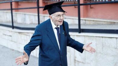 Photo of Italy’s oldest student graduates again aged 98