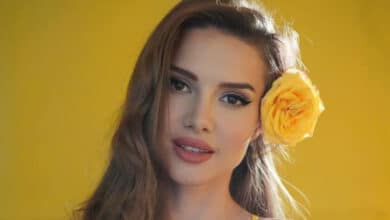 Photo of ‘Bilionera’ famed Romanian singer Otilia in Dhaka