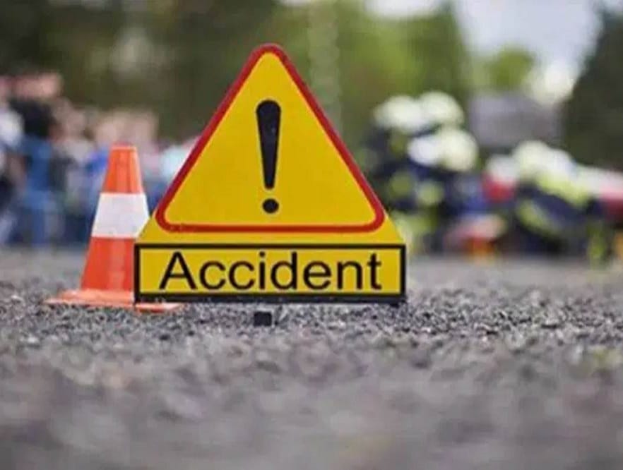 3 of family killed in Pabna road crash
