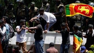 Photo of Sri Lanka PM tells military to do whatever necessary to restore order