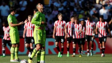 Photo of Ten Hag should drop Ronaldo and Rashford for Liverpool clash: Rooney