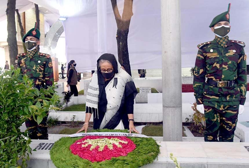 PM pays homage to Bangabandhu on his martyrdom anniversary