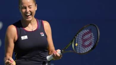 Photo of Rogers sweeps into San Jose WTA final