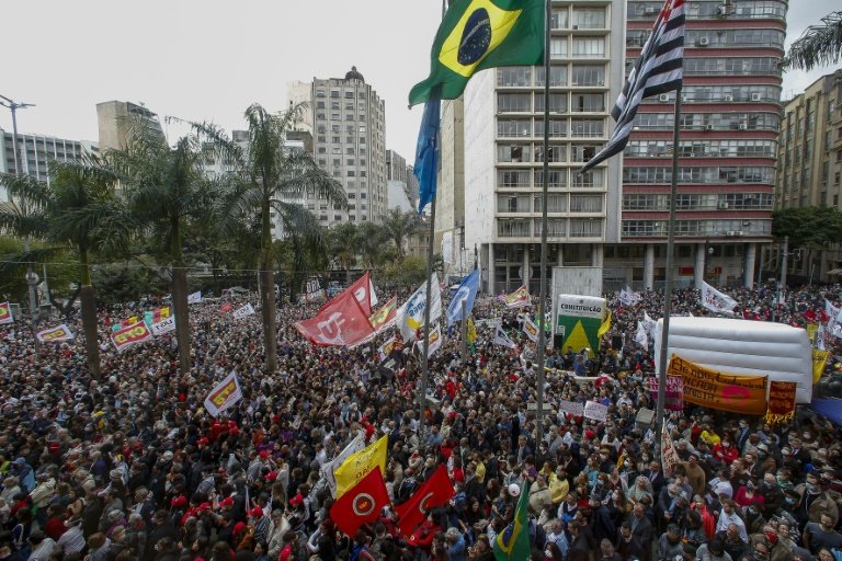 Brazilians march in 'defense of democracy'