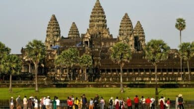 Photo of US returns 30 stolen antique artworks to Cambodia