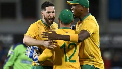 Photo of Five-wicket Parnell strikes as South Africa sweep Ireland T20 series