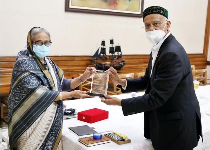Bangladesh gets “International Peace Award”