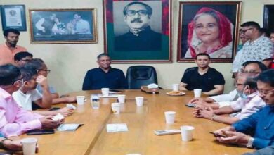Photo of Sohel Taj visits Awami League president’s office