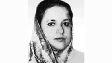 Photo of 5 Women receive Bangamata Begum Fazilatunnesa Mujib Padak