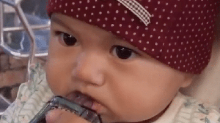 Malaysia: Man puts e-cigarette in baby's mouth in viral video; arrested by police