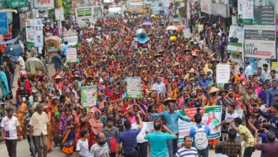 Photo of PM to hold meeting with tea owners Saturday