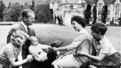Photo of Mother & Wife : Queen Elizabeth II on family life