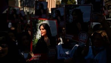 Photo of Iran targets celebrities, media over Mahsa Amini protests