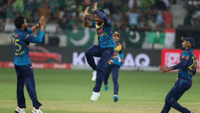 Sri Lanka defeat Pakistan by 23 runs to to clinch sixth Asia Cup
