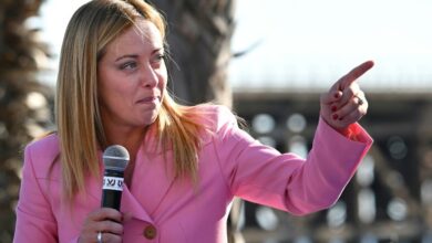 Photo of Giorgia Meloni’s far-right triumphs in Italy vote