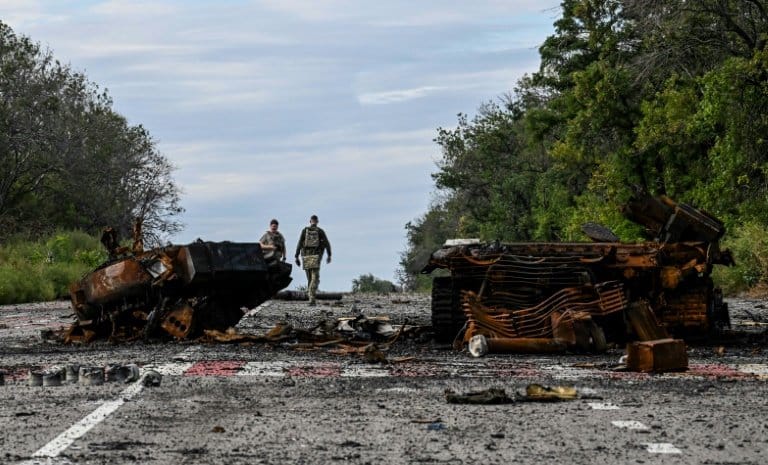 Russia 'regroups' troops in east as Ukraine advances