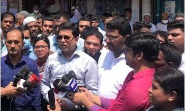 Photo of Hawkers won’t be allowed on red-marked roads from next week: Taposh