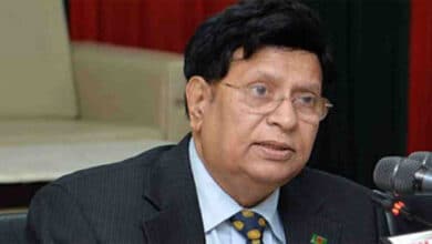 Photo of Momen not in PM’s entourage in India, cites “illness” as reason: Official