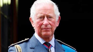 Photo of King Charles III to address UK as mourning begins for late queen