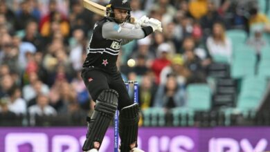 Photo of Clinical New Zealand thump holders Australia at T20 World Cup