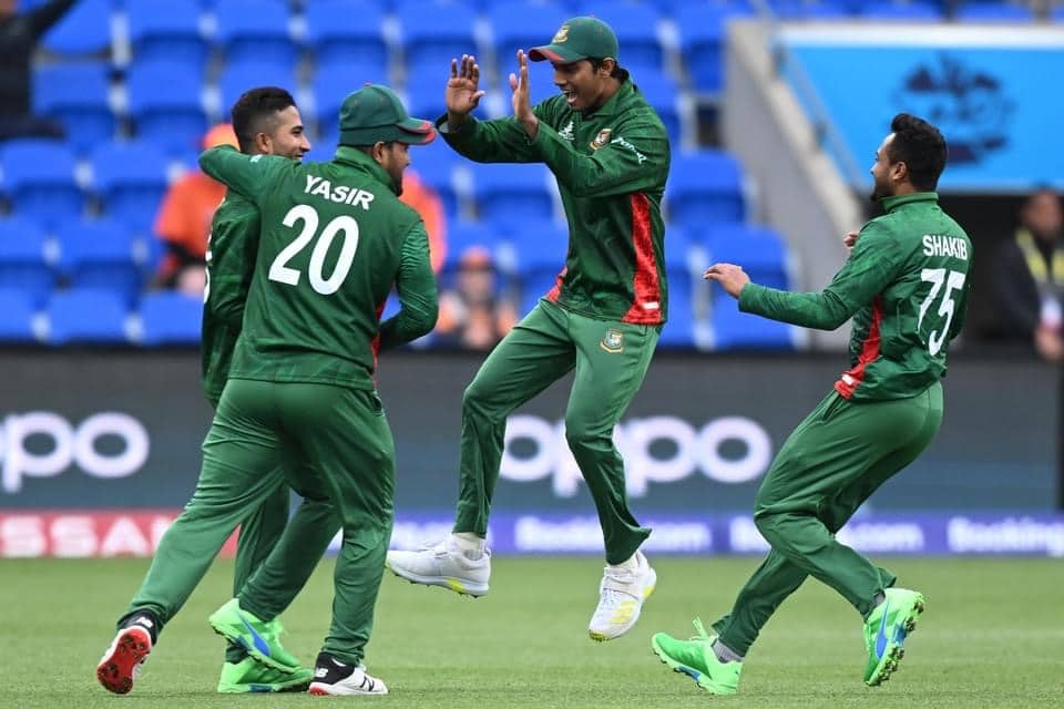 Deadly Taskin powers Tigers to dominating victory in T20 WC