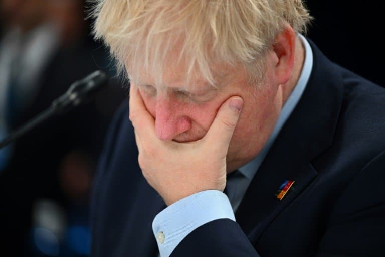 UK's Johnson ends bid for comeback as PM