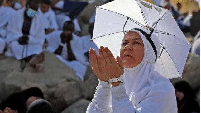 Women allowed to perform Hajj, Umrah without male guardian