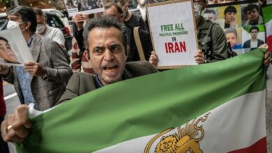 Photo of Iranians strike as Mahsa Amini protests enter sixth week