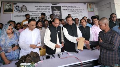 Photo of Not BNP, AL always stands by countrymen during disasters: Hasan Mahmud