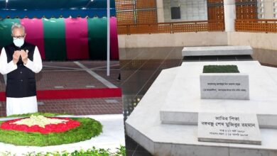 Photo of President offers ziarat at Bangabandhu’s mazar