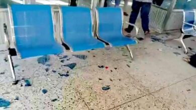 Photo of Over 50 injured as Khulna Railway station, AL office vandalised