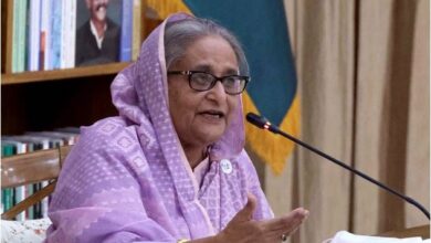Photo of PM urges businessmen to think about country, people